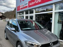 Silber Gebraucht 2015 VW Golf Sportsvan Trendline Van / Kleinbus | 12.990 € (Fairer Preis)