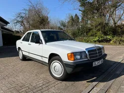 Weiß Gebraucht 1988 Mercedes 190 Limousine | 4.500 €