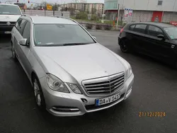 Silber Gebraucht 2013 Mercedes 300 Avantgarde Kombi | 6.700 €