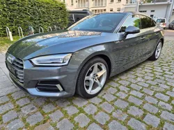 Grau Gebraucht 2019 Audi A5 Sportback Ambiente Limousine | 28.500 € (Fairer Preis)