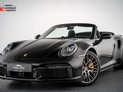 Tiefschwarzmetallic (metallic) Gebraucht 2024 Porsche 992 Cabrio | 241.992 € (Guter Preis)