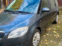 Grau Gebraucht 2008 Skoda Roomster Van / Kleinbus | 3.990 € (Etwas zu teuer)