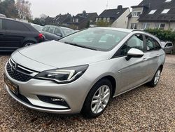 Silber Gebraucht 2018 Opel Astra Business Kombi | 6.499 € (Fairer Preis)