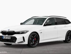 Weiß Gebraucht 2022 BMW 330e M Sport Kombi | 41.212 € (Etwas zu teuer)
