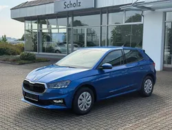 Blau Neu 2025 Skoda Fabia Selection Limousine | 19.990 € (Fairer Preis)