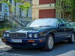 Blau Gebraucht 1995 Jaguar X300 Limousine | 11.900 €