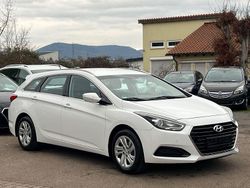 Weiß Gebraucht 2016 Hyundai i40 Classic Kombi | 6.999 € (Guter Preis)