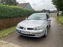 Silber Gebraucht 2005 Renault Laguna II Initiale Limousine | 2.850 € (Fairer Preis)