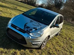 Grau Gebraucht 2013 Ford S-MAX Titanium Van / Kleinbus | 8.500 € (Teuer)
