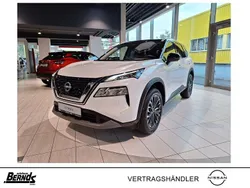 Pearl white perleffekt/kontras Neu 2025 Nissan X-Trail N-Connecta SUV | 35.985 €
