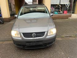 Grau Gebraucht 2004 VW Touran Trendline Van / Kleinbus | 2.500 € (Fairer Preis)
