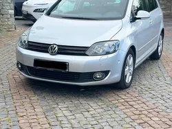 Silber Gebraucht 2010 VW Golf Plus Cross Van / Kleinbus | 4.999 € (Teuer)