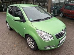 Grün Gebraucht 2009 Opel Agila Edition Kleinwagen | 2.950 € (Guter Preis)
