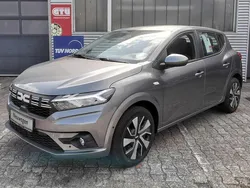 Grau Neu 2025 Dacia Sandero Expression Kleinwagen | 17.989 € (Fairer Preis)