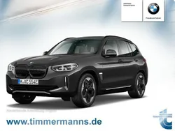 Sophistograu (metallic) Gebraucht 2021 BMW iX3 Shadowline SUV | 35.990 € (Fairer Preis)
