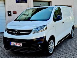 Weiß Gebraucht 2020 Opel Vivaro Van / Kleinbus | 19.000 € (Guter Preis)