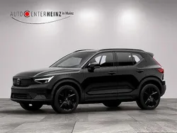 Schwarz Neu 2025 Volvo XC40 Plus SUV | 46.900 €