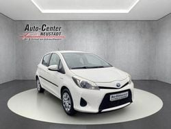 Weiß Gebraucht 2012 Toyota Yaris Hybrid Life Limousine | 9.750 € (Guter Preis)