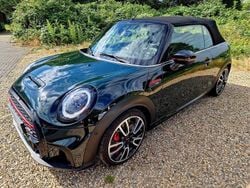 Grün Gebraucht 2024 Mini John Cooper Works Cabriolet Cabrio | 34.999 € (Guter Preis)