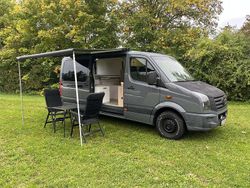 Grau Gebraucht 2016 VW Crafter Van | 39.999 €