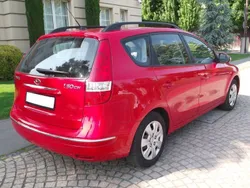 Rot Gebraucht 2009 Hyundai i30 Kombi | 6.890 € (Teuer)