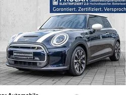 Schwarz Gebraucht 2022 Mini Cooper SE Kleinwagen | 19.995 € (Fairer Preis)