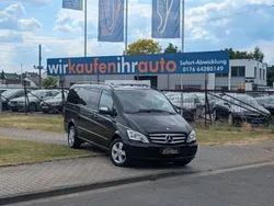 Obsidianschwarz metallic Gebraucht 2013 Mercedes Viano Edition Van / Kleinbus | 18.999 € (Fairer Preis)