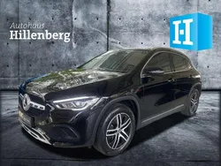 Schwarz Gebraucht 2021 Mercedes GLA200 SUV | 29.900 € (Fairer Preis)