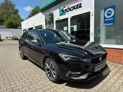 Schwarz Gebraucht 2024 Seat Leon FR Limousine | 28.490 € (Fairer Preis)