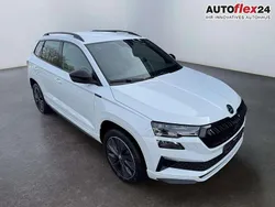 Moonweis metallic Neu 2025 Skoda Karoq SportLine SUV | 36.605 € (Fairer Preis)