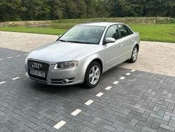 Silber Gebraucht 2005 Audi A4 Limousine | 2.299 € (Guter Preis)