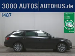 Schwarz magic perleffekt Gebraucht 2021 Skoda Superb Style Kombi | 21.480 € (Guter Preis)