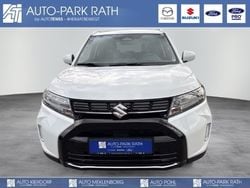 Weiß Gebraucht 2022 Suzuki Vitara Comfort SUV | 25.480 € (Teuer)