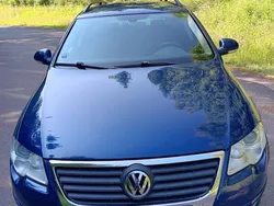 Blau Gebraucht 2006 VW Passat Kombi | 2.100 € (Guter Preis)