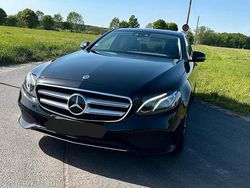 Schwarz Gebraucht 2018 Mercedes E220 Limousine | 26.500 €