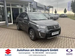 Titan dark gray pearl metallic Neu 2025 Suzuki Vitara Comfort SUV | 23.980 € (Fairer Preis)