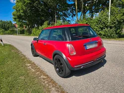 Rot Gebraucht 2005 Mini Cooper Kleinwagen | 2.450 € (Guter Preis)