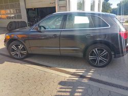 Grau Gebraucht 2010 Audi Q5 SUV | 6.900 € (Fairer Preis)