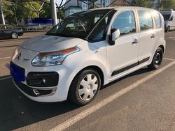 Weiß Gebraucht 2010 Citroën C3 Tendance Kleinwagen | 3.600 €