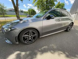 Grau Gebraucht 2019 Mercedes A200 AMG line Limousine | 26.666 € (Fairer Preis)
