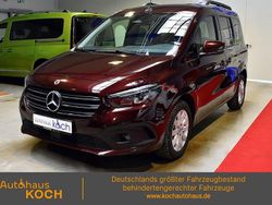 Rot Gebraucht 2023 Mercedes T180 Progressive Van / Kleinbus | 27.980 € (Etwas zu teuer)
