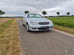 Silber Gebraucht 2005 Mercedes CLK200 Avantgarde Coupé | 3.400 € (Guter Preis)