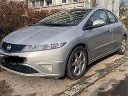 Silber Gebraucht 2010 Honda Civic Sport Limousine | 7.500 € (Etwas zu teuer)