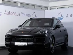 Tiefschwarz Gebraucht 2019 Porsche Cayenne Turbo S SUV | 94.990 € (Fairer Preis)