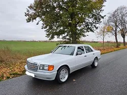 Weiß Gebraucht 1987 Mercedes S260 SE Limousine | 19.900 €