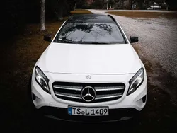 Weiß Gebraucht 2014 Mercedes GLA220 Urban SUV | 17.000 € (Superpreis)
