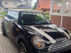 Schwarz Gebraucht 2010 Mini Cooper D Kleinwagen | 2.490 € (Fairer Preis)