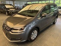 Grau Gebraucht 2022 VW Sharan Comfortline Van / Kleinbus | 22.999 € (Guter Preis)