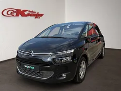 Onyxschwarz Gebraucht 2016 Citroën C4 Picasso PureTech Van / Kleinbus | 10.450 € (Etwas zu teuer)