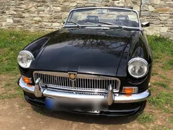 Schwarz Gebraucht 1974 MG B Cabrio | 24.900 €